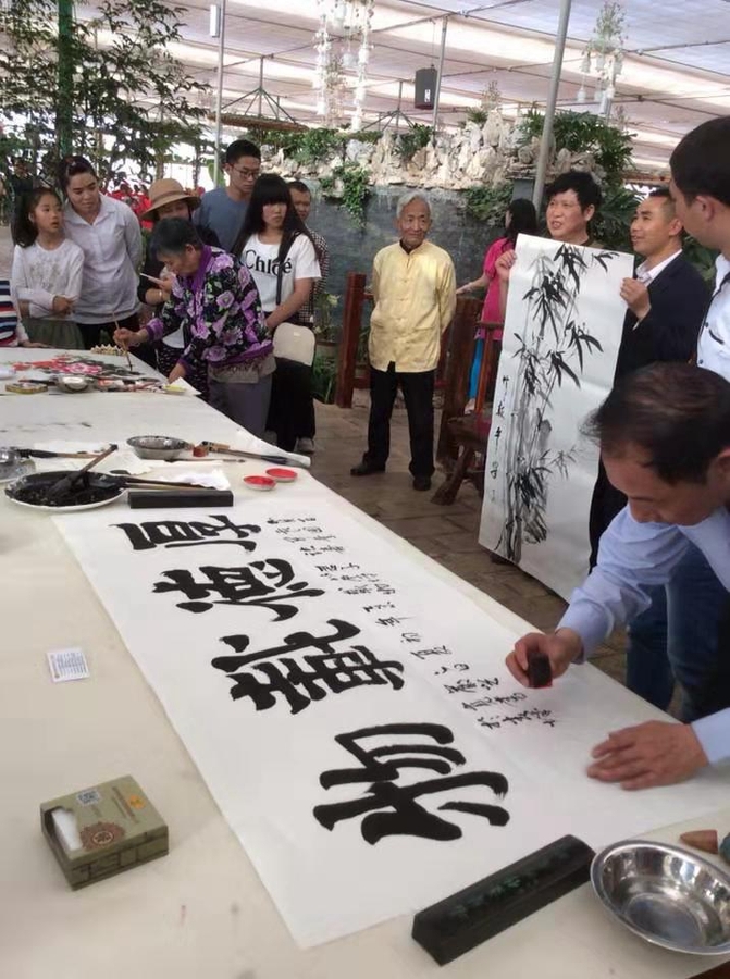 严光亮.jpg
