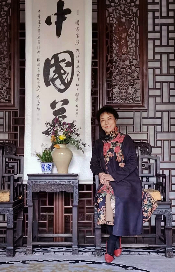 王海燕.jpg